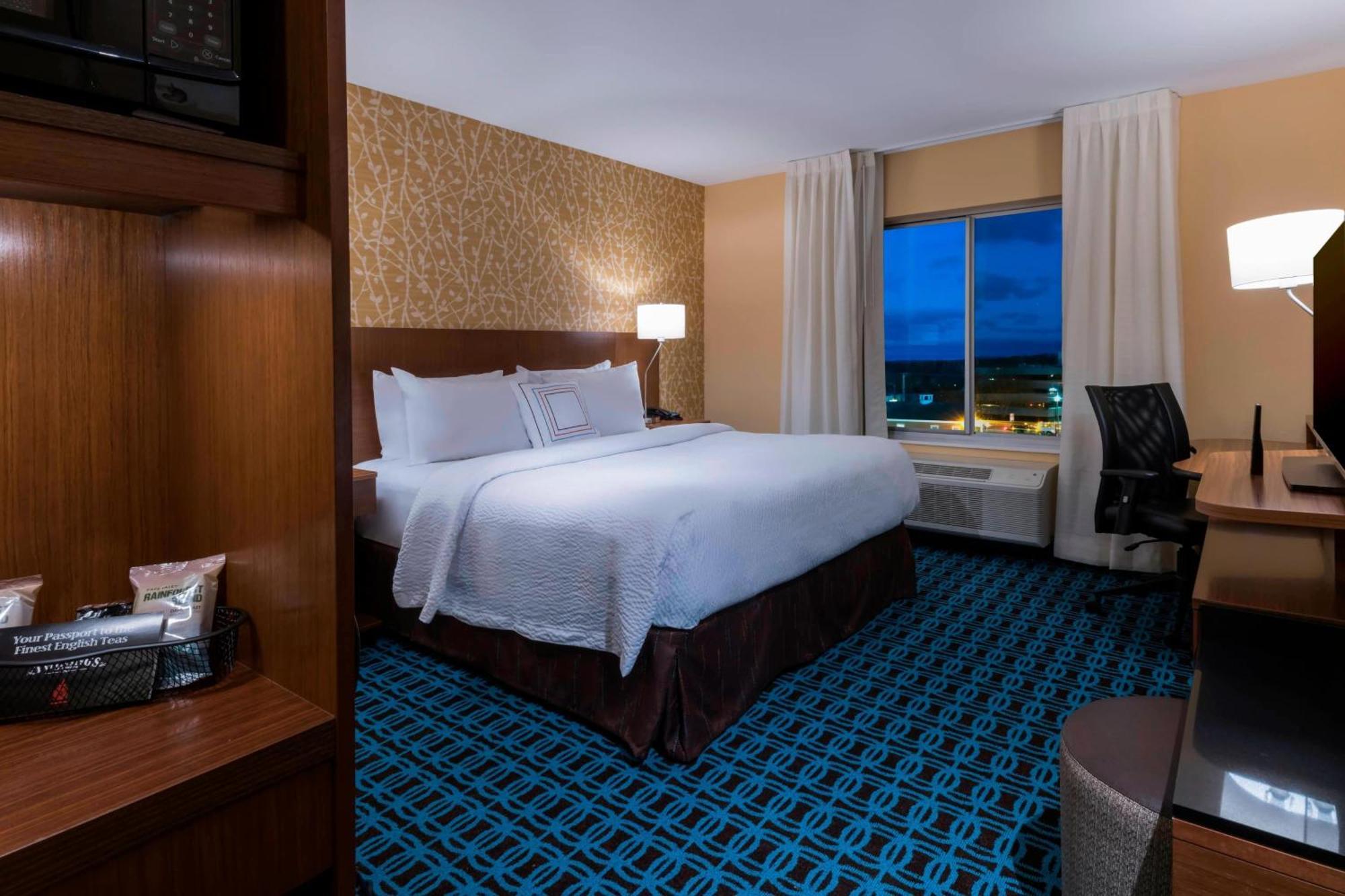 Fairfield Inn & Suites By Marriott Boston Marlborough/Apex Center Exteriör bild