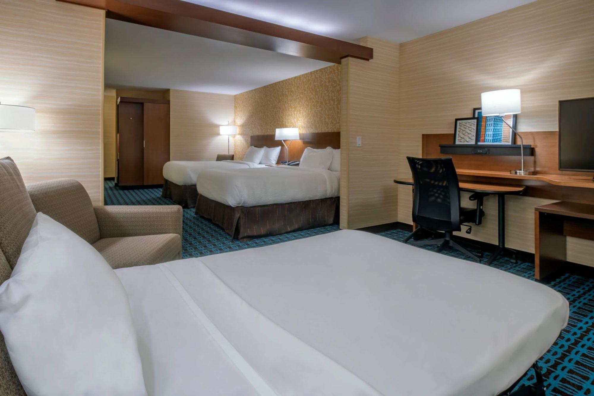 Fairfield Inn & Suites By Marriott Boston Marlborough/Apex Center Exteriör bild